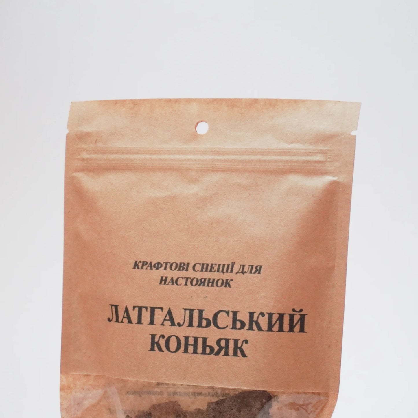 Латгальський коньяк — набір спецій для коньяку, глибокий дубово-пряний смак за старою легендою, натуральні інгредієнти (2 л, 6 л, 33 л)
