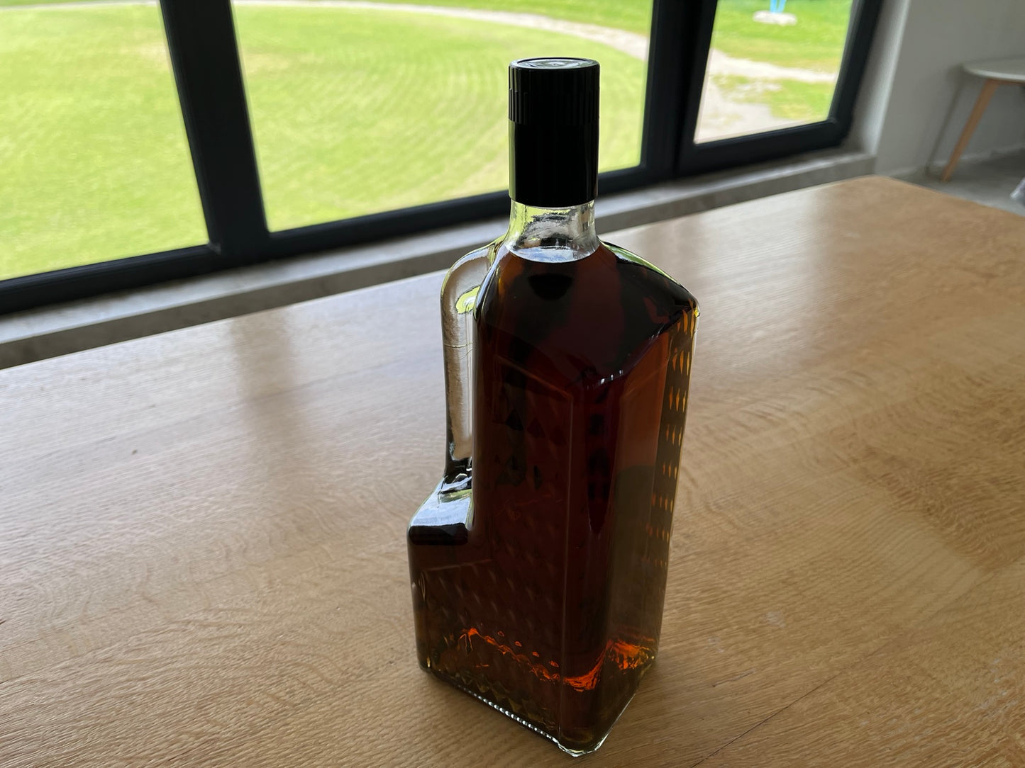 Аля коньяк Хенесі 1.5 л