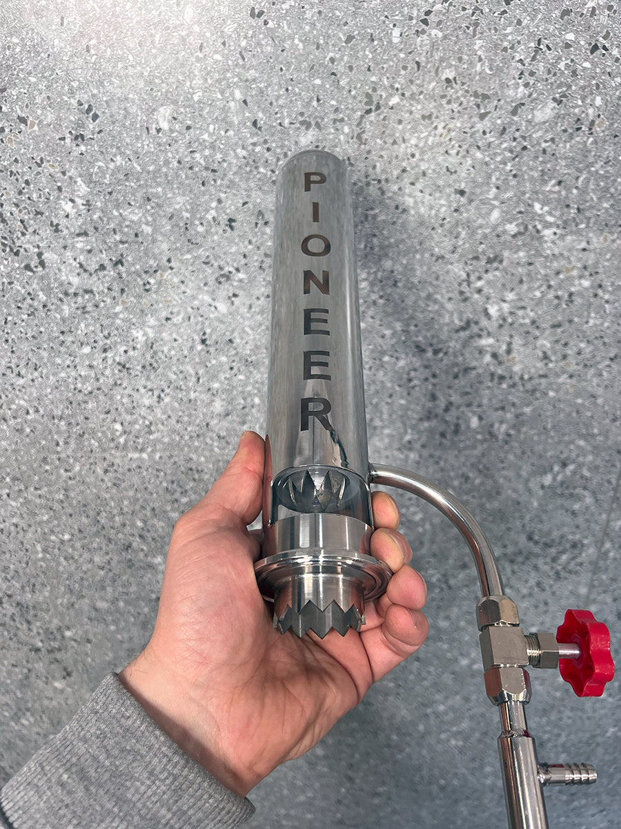 БК Pioneer с кубом серії Магнум Лайт