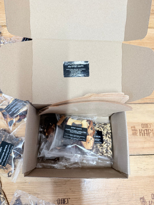 Карпатська колекція OLEG KARP — 6 авторських настоянок (набір на 1 л)