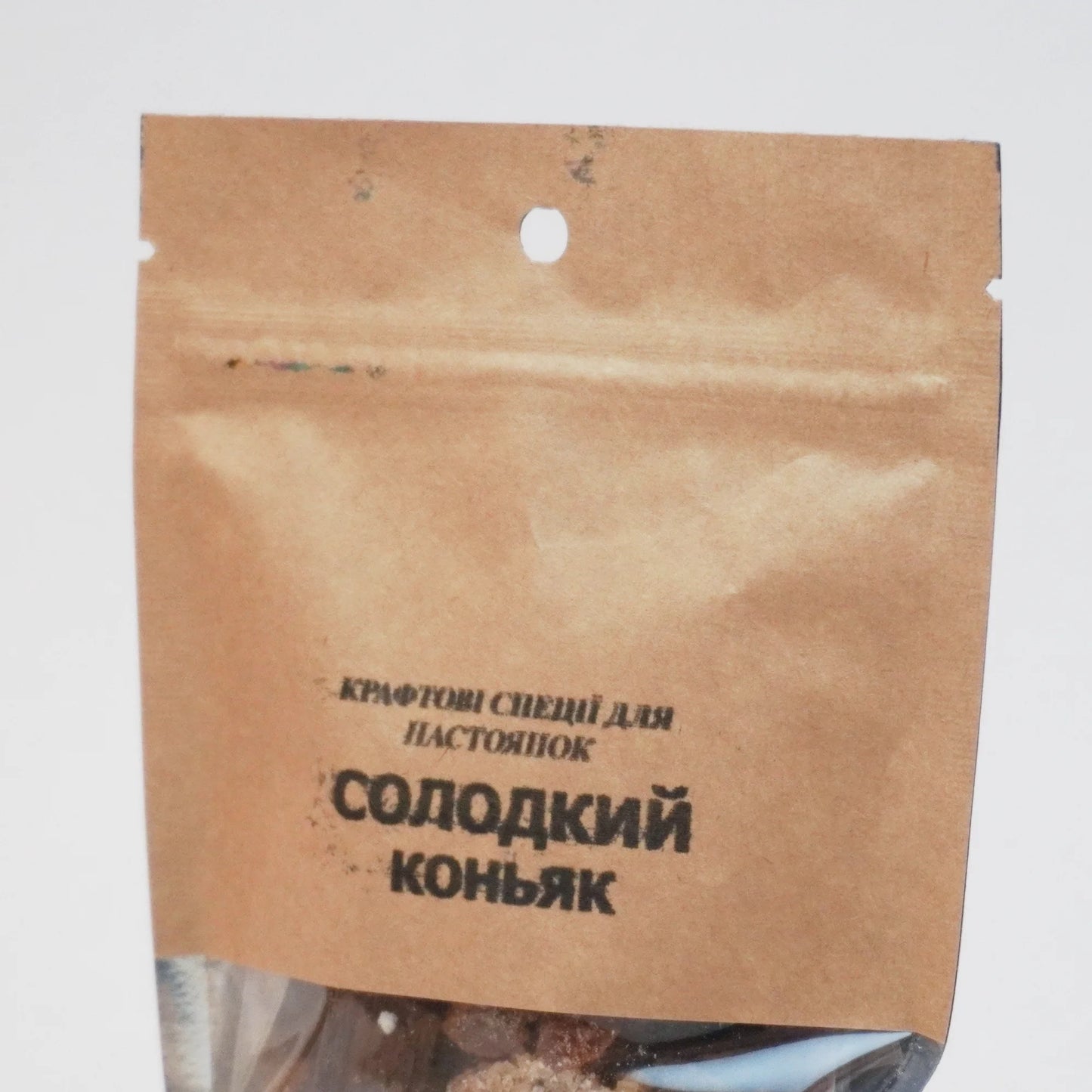 Солодкий коньяк. Набір спецій для 2 л готового напою.